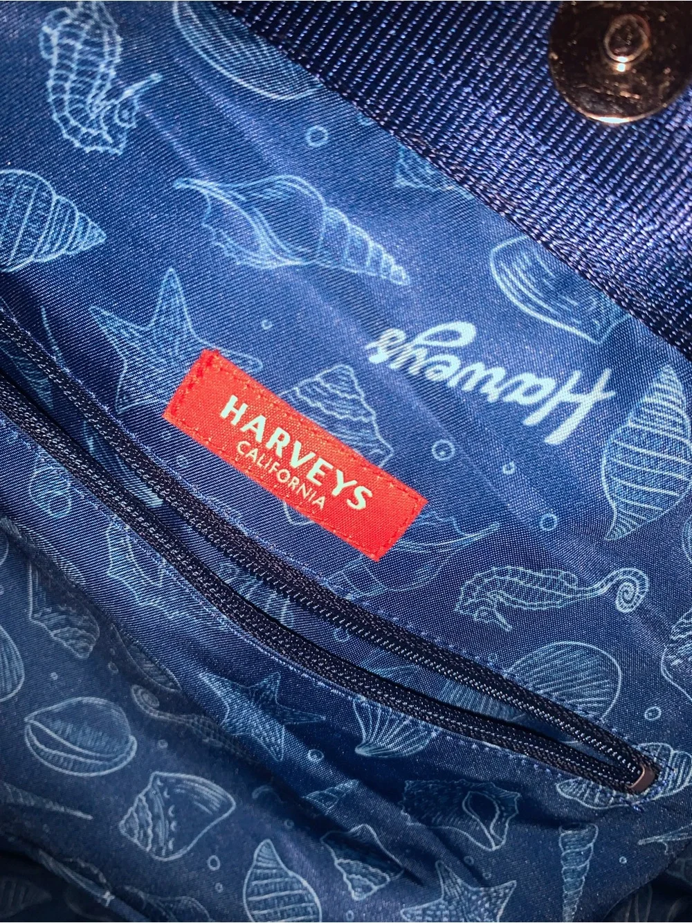 Harvey’s Of California seatbelt bag Seacycle large hobo- beautiful beachy blues